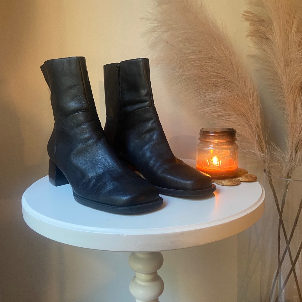 Black Leather Brooklyn boots.